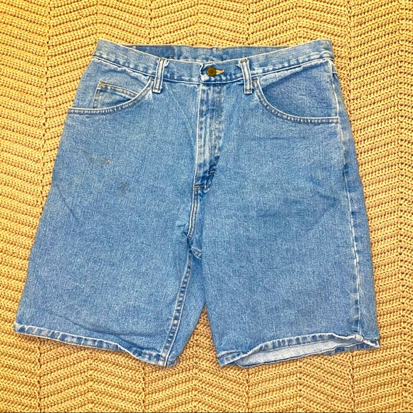 Men’s Wrangler Jean Shorts - Picture 8 of 11